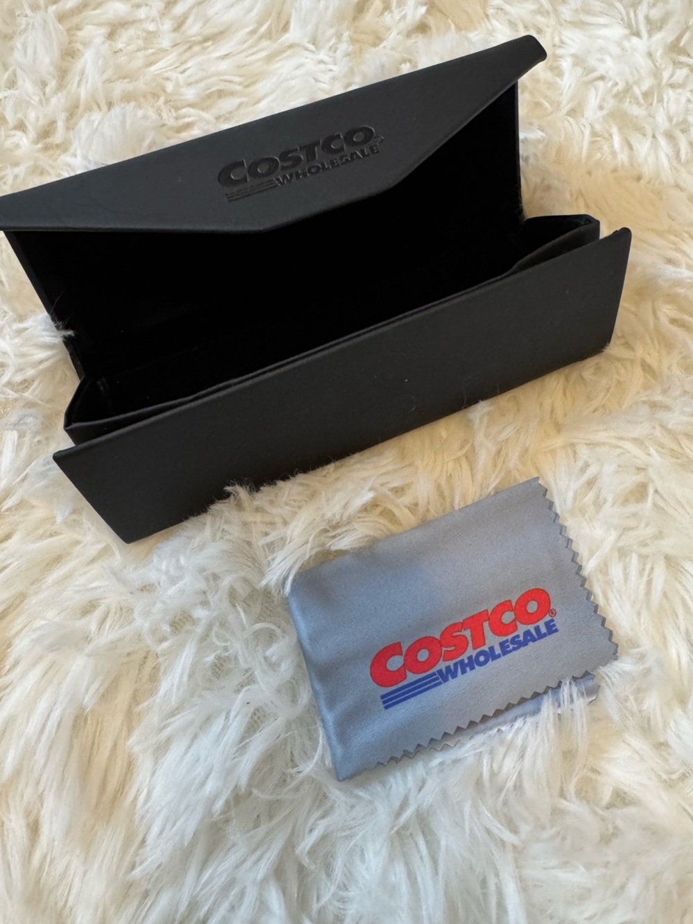 Costco Black Glasses Case + Cloth
